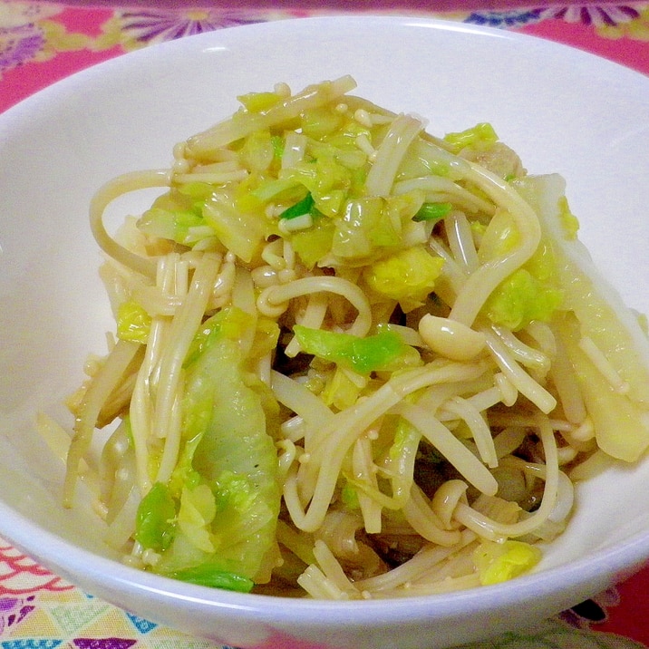 レンジで簡単　白菜ともやしとえのきの蒸し野菜